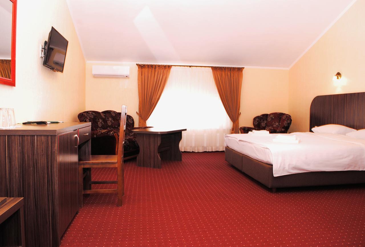 Hotel Restaurant Complex Roman'S Vishenki  Dış mekan fotoğraf